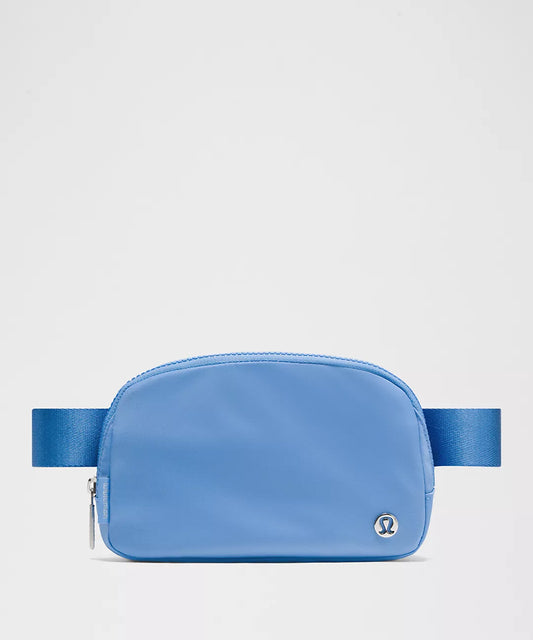Lululemon Everywhere Belt Bag